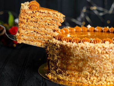Torta de nuez y dulce de leche: fácil, rica y perfecta para los paladares más exigentes