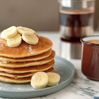 Sin harinas y con mucha proteína: hacé estos panqueques en licuadora para comer con lo que quieras