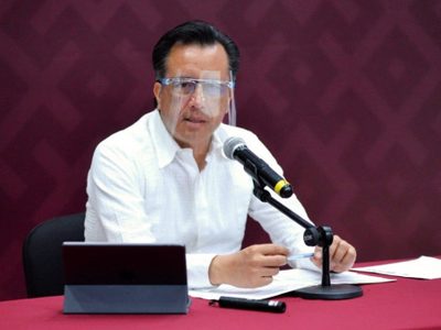 Cuitláhuac García presume día sin homicidio, pero hallan cuerpo de mujer torturada