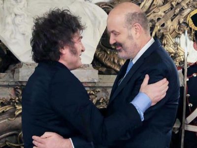 El Gobierno envió al Congreso la "Ley Hojarasca" para derogar más de 70 normas