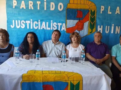 Dirigente del PJ de Neuquén acusó de “antidemocráticos” a Marcelo Zúñiga y Lorena Barabini