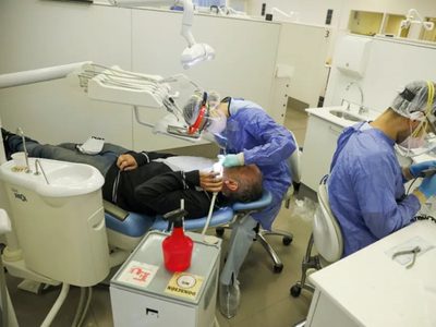 El Círculo Odontológico sigue sin poder reunirse con el ISSN y la situación empeora