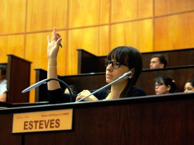 Esteves: “Están debatiendo cómo emparchar el déficit”