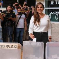Diputado propone inscribir en letras doradas el nombre de Mara Lezama por su triunfo en Q. Roo
