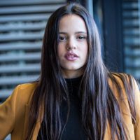 ¡Poderoso mensaje! Rosalía estrenó nuevo tema y sus fans comenzaron a crear teorías