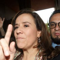 Margarita Zavala impugna tope de financiamiento y asignación de spots ante el INE