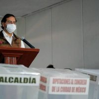 El INE presenta simulacro de blindaje anticovid en casillas