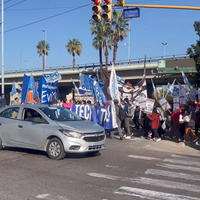 Protestaron en el nudo vial por la eliminación de planes