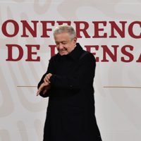 AMLO llega a la "mañanera" número 500; la más larga, de tres horas 13 minutos
