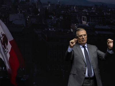 Ebrard repitió a sus seguidores las virtudes de su programa de seguridad basado en nuevas tecnologías