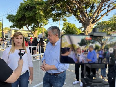 Rolando Figueroa eligió a Gloria Ruiz como compañera de fórmula