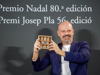 Bajo tierra seca, el libro ganador del Premio Nadal de Novela 2024
