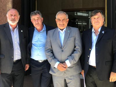 Por el aumento en las retenciones, acusan al Gobierno de tener "bronca ideológica" contra el campo