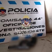 Dos demorados por presunto robo calificado tras un allanamiento en Neuquén