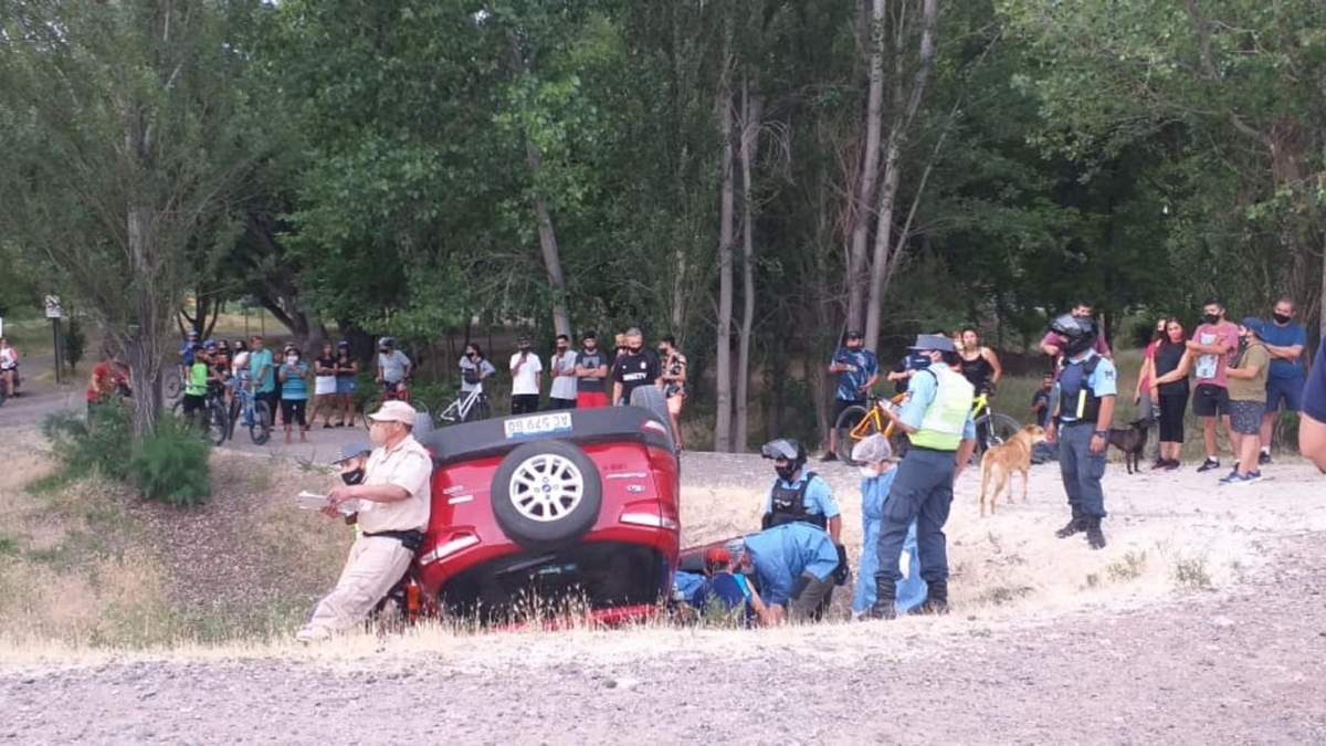 Accidente en la Isla 132. Fuente: (Diario 10)