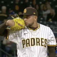 Debuta el primer mexicano en la temporada 2025 de la MLB (Video)