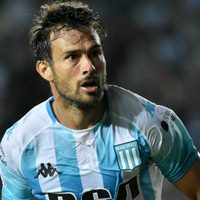 ¿Cvitanich sigue en Racing?