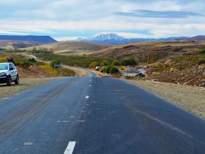 Comenzarán a asfaltar un nuevo tramo de dos rutas del Norte Neuquino