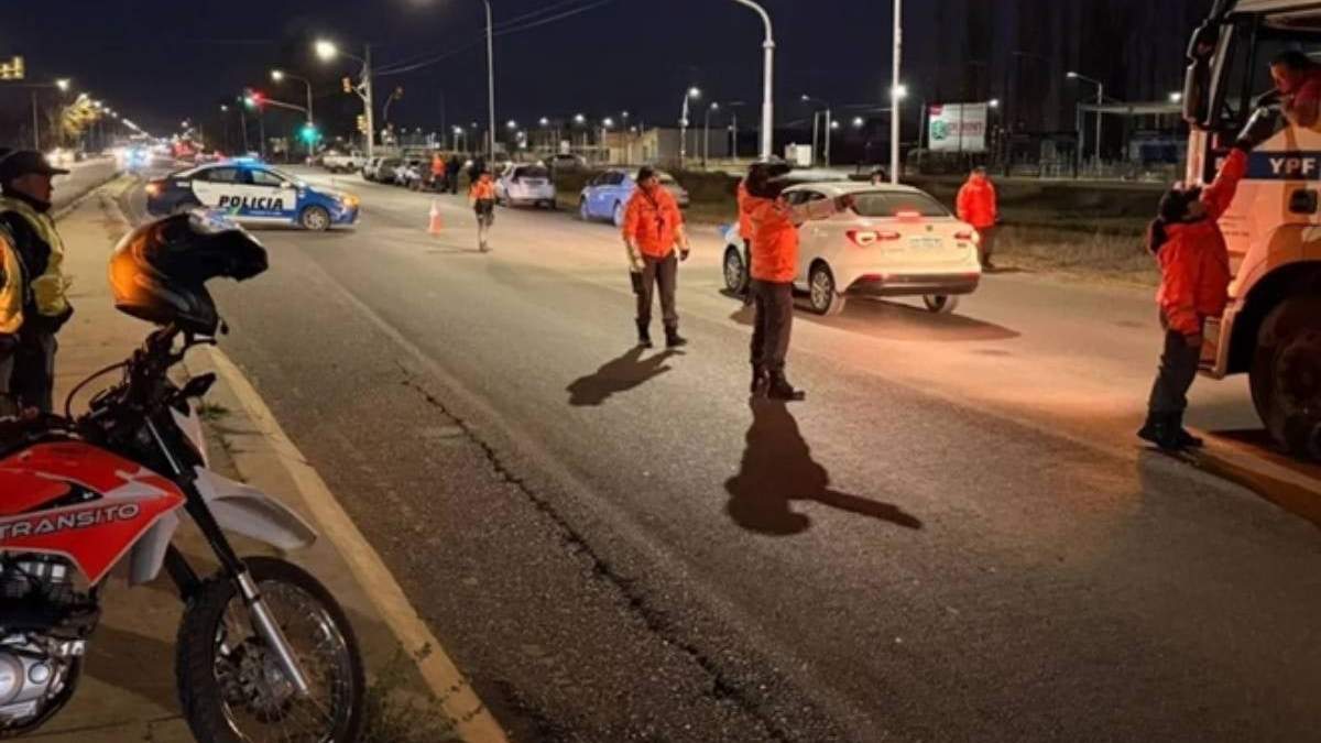 Operativo de alcoholemia en Plottier. Fuente: (Policía del Neuquén)
