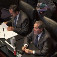 Eruviel Ávila: "Les comparto que he dado positivo a covid-19"
