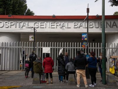 Asesinan a tiros a un hombre afuera del Hospital Balbuena
