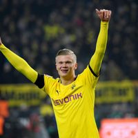Bundesliga, el Borrussia Dortmund protagoniza un clásico de lujo en el regreso del fútbol