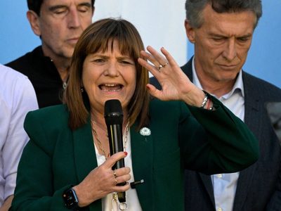Patricia Bullrich cerró la campaña electoral con una foto de unidad de Juntos por el Cambio