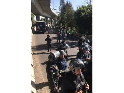 Pese a bloqueos policiacos, maestros de la CNTE inician movilizaciones en la CDMX (Videos)