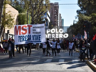 Organizaciones sociales se movilizan en contra del ajuste
