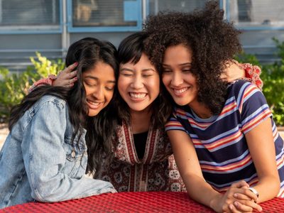 Para divertirse: "Yo Nunca" es la serie de adolescentes que todos están viendo