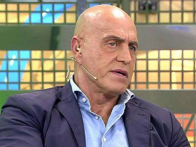 Lo nunca visto: Kiko Matamoros luce irreconocible y sorprende al aparecerse con cabello en el progra