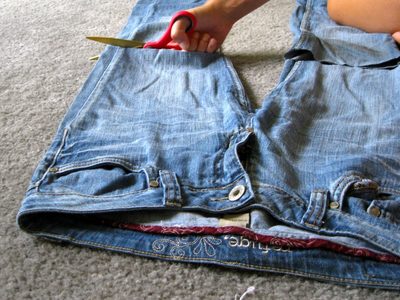 Con solo 1 jean que estabas por tirar: creá esta hermosa y muy útil cartuchera para que los chicos lleven al cole