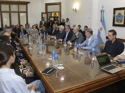 Con la presencia de Figueroa, se concretó la segunda mesa de infraestructura para Vaca Muerta