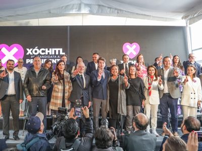 Xóchitl Gálvez presenta a su equipo de campaña (Video)