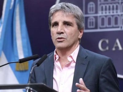 En clave electoral, Caputo defendió el plan de Milei y aseguró que el rumbo económico marcará las urnas