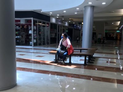 La confianza del consumidor cae al punto más bajo en lo que va del sexenio