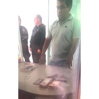 Ricardo Monreal denuncia detención de uno de sus colaboradores en Ecatepec
