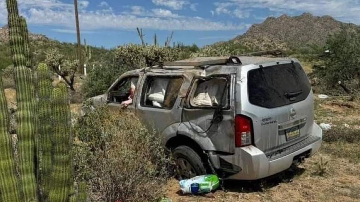 El vehículo en el que viajaban las víctimas