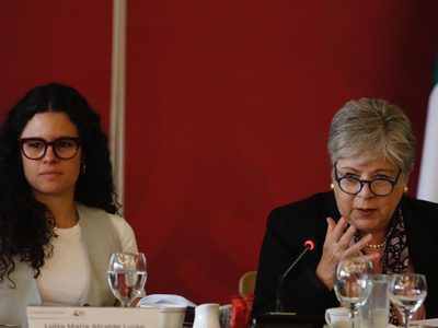 Bárcena admite negociación entre AMLO y Biden para limitar llegada de migrantes a la frontera
