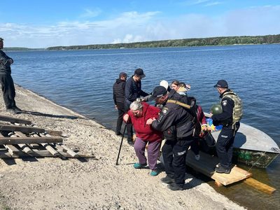 Rusia dice que capturó pueblos en noreste de Ucrania; mil 700 civiles huyen de la zona