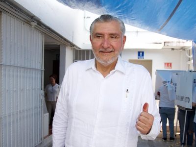 Con retrasos, largas filas y ausencia de funcionarios arrancan votaciones en Tabasco, tierra  AMLO