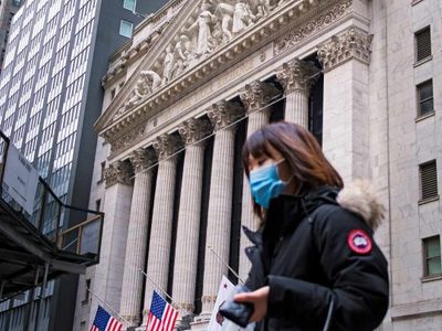 El coronavirus golpea a Wall Street: la bolsa neoyorquina volvió a desplomarse