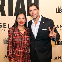 Eduardo Verástegui se reúne con Sandra Cuevas y truena contra la "prensa pinocho" (Video)