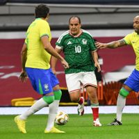 Cuauhtémoc Blanco: del abrazo con Azcárraga a las ovaciones y rechiflas