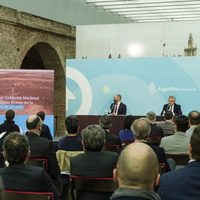 Empresarios acompañaron la presentación de la ley de hidrocarburos