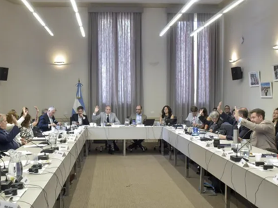 Mendoza acompaño en una resolución federal para prevenir el grooming en las escuelas