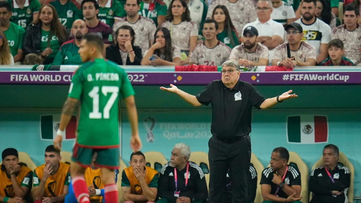 Gerardo "Tata" Martino durante el partido ante Arabia Saudita