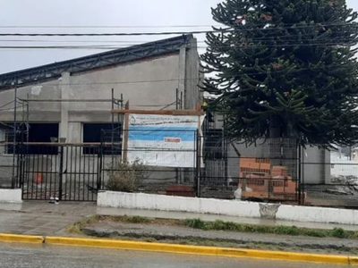Padres de Bariloche reclaman por la apertura de un jardín que está en obras hace dos años