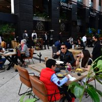 Confianza de consumidores mexicanos continúa al alza; aumentó 1.6 puntos en marzo