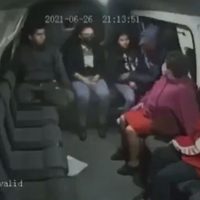 Roba en combi y usa a niño pasajero para su atraco en el Edomex